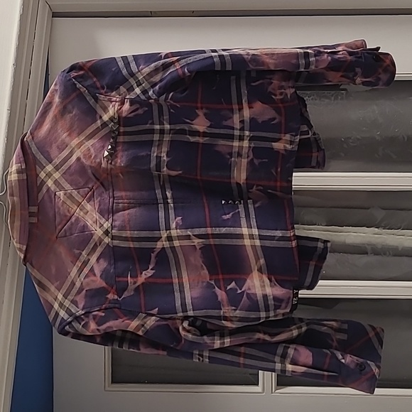 Cropped Distressed Plaid - Picture 5 of 5